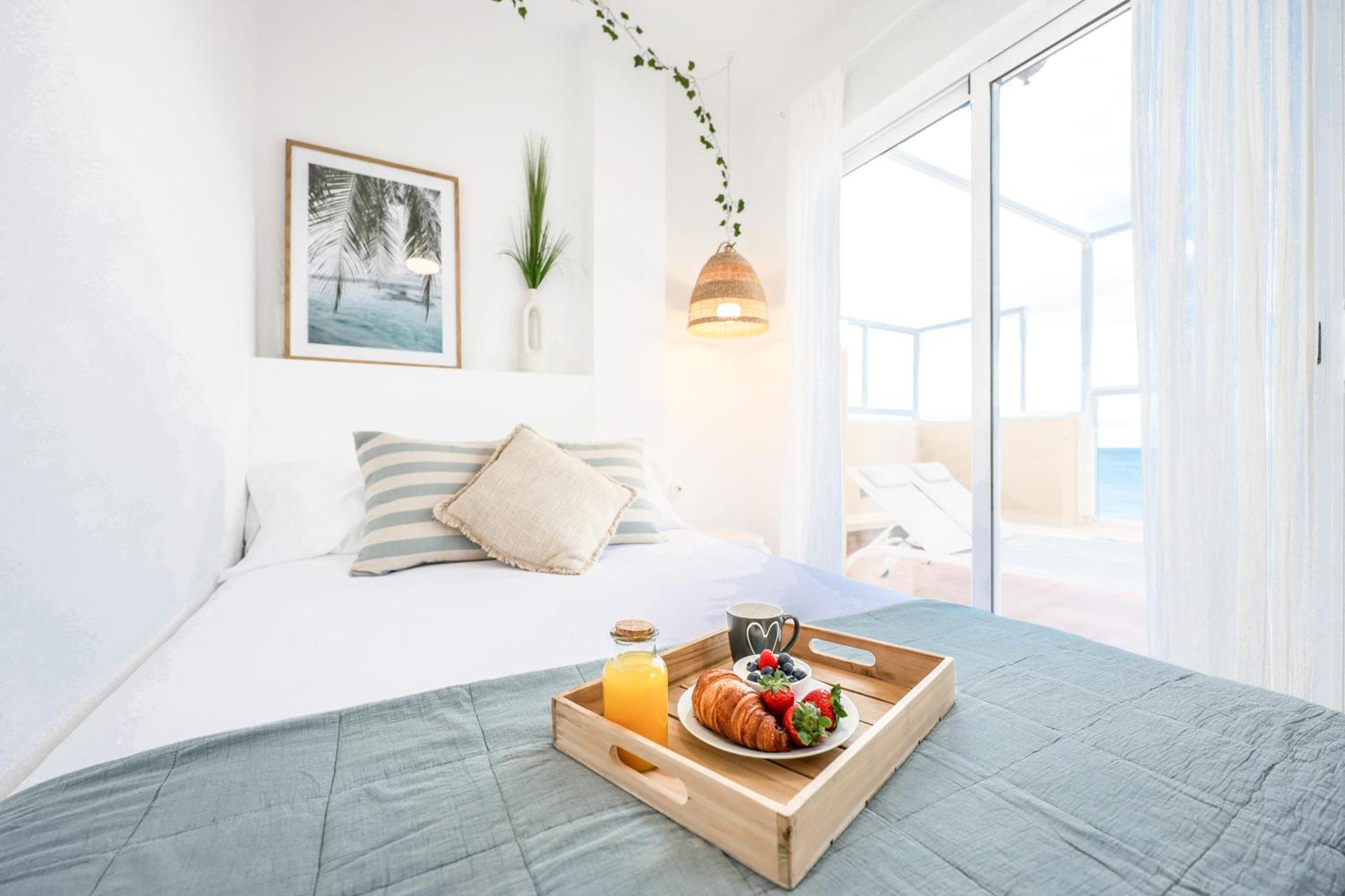Lux Penthouse Mediterranean Views Beach Front ปัวร์โตเดซากุนโต ภายนอก รูปภาพ